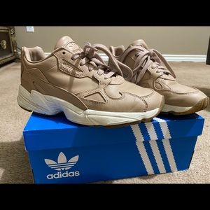 Adidas Falcon Sneakers